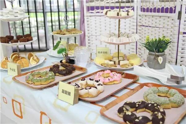 學(xué)園召開(kāi)膳食委員會(huì)及美食品鑒會(huì)活動(dòng)